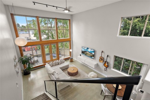 #7-407 William St  Victoria, BC V8S 2P5