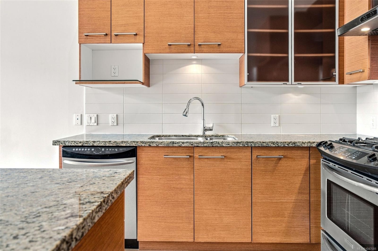 #107-38 Front St, Nanaimo, BC
