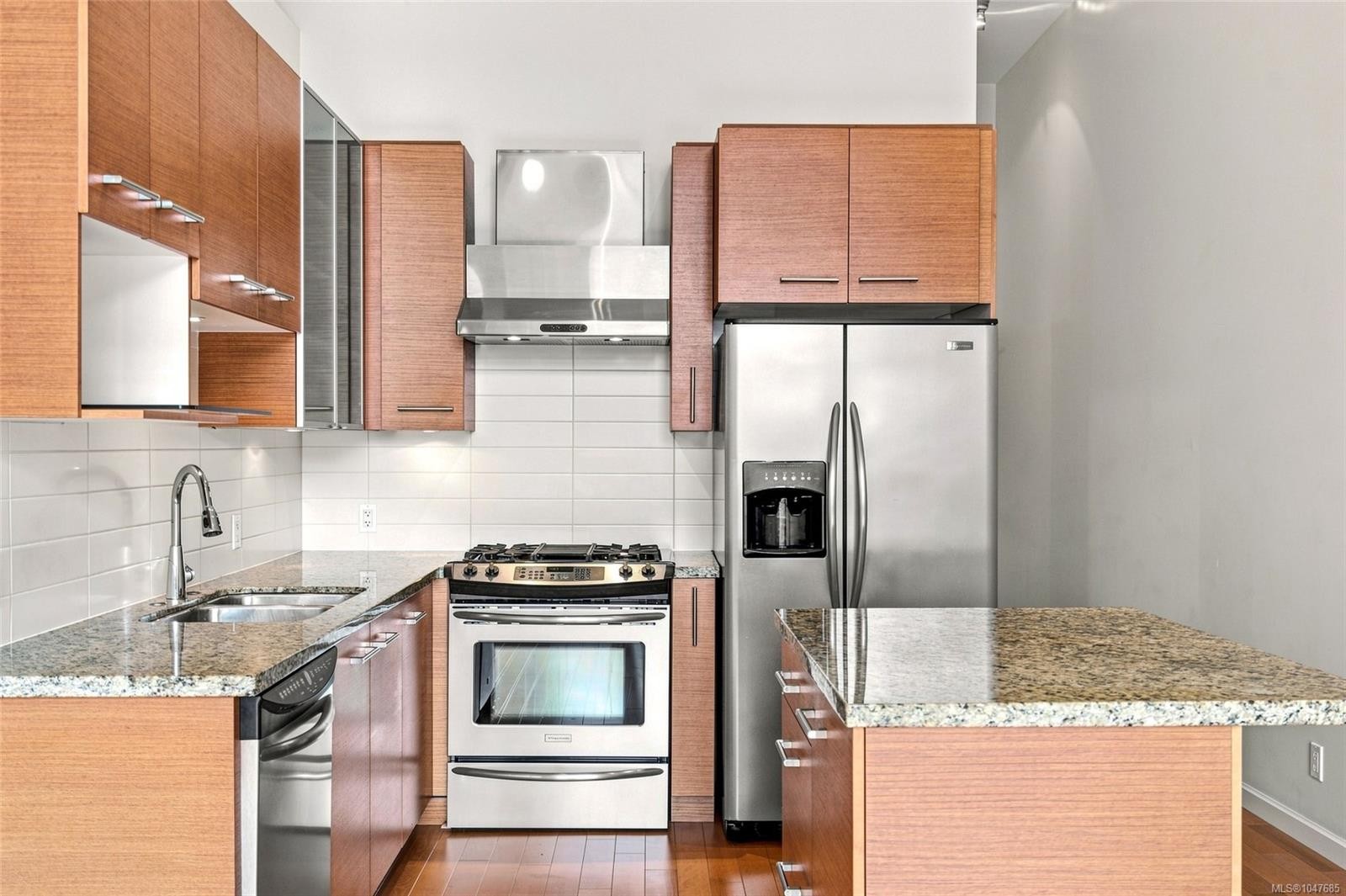 #107-38 Front St, Nanaimo, BC