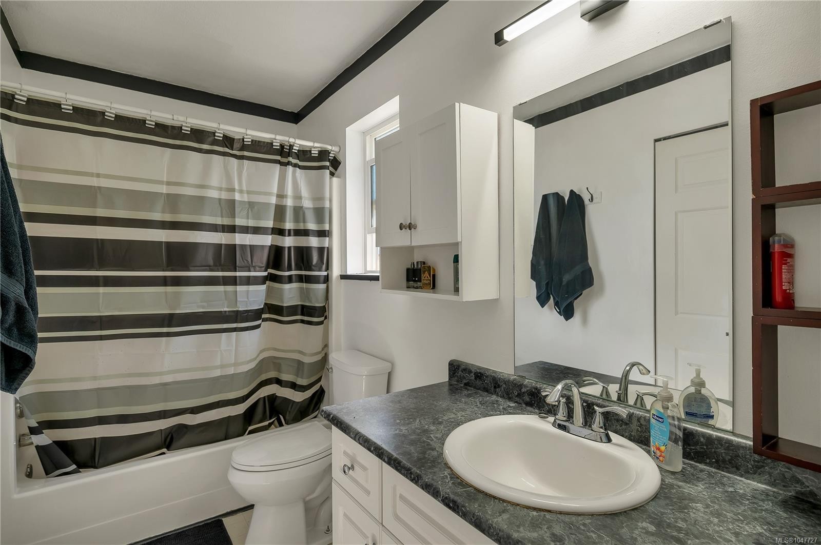 825 Pinecrest Rd, Campbell River, BC