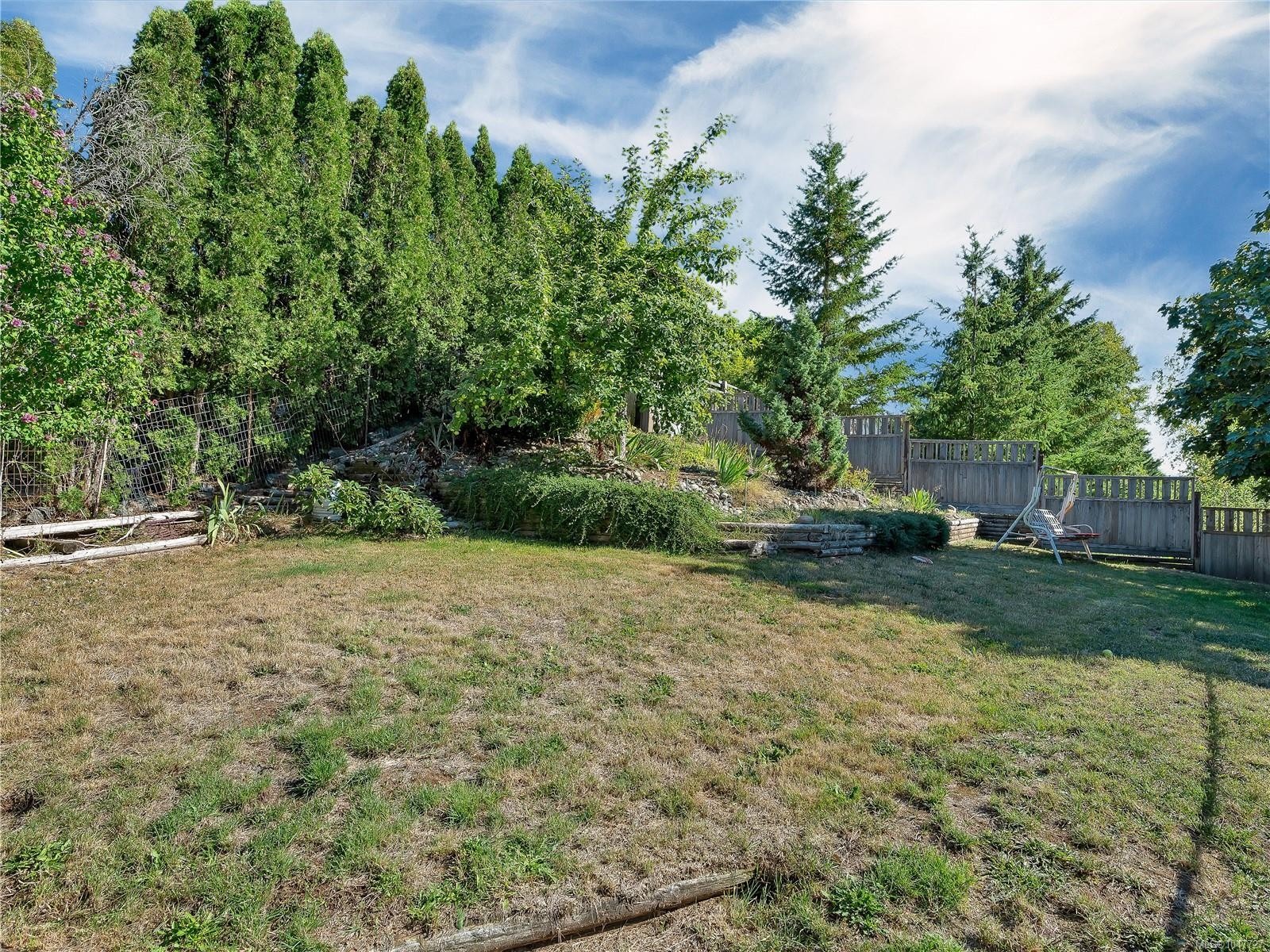 825 Pinecrest Rd, Campbell River, BC