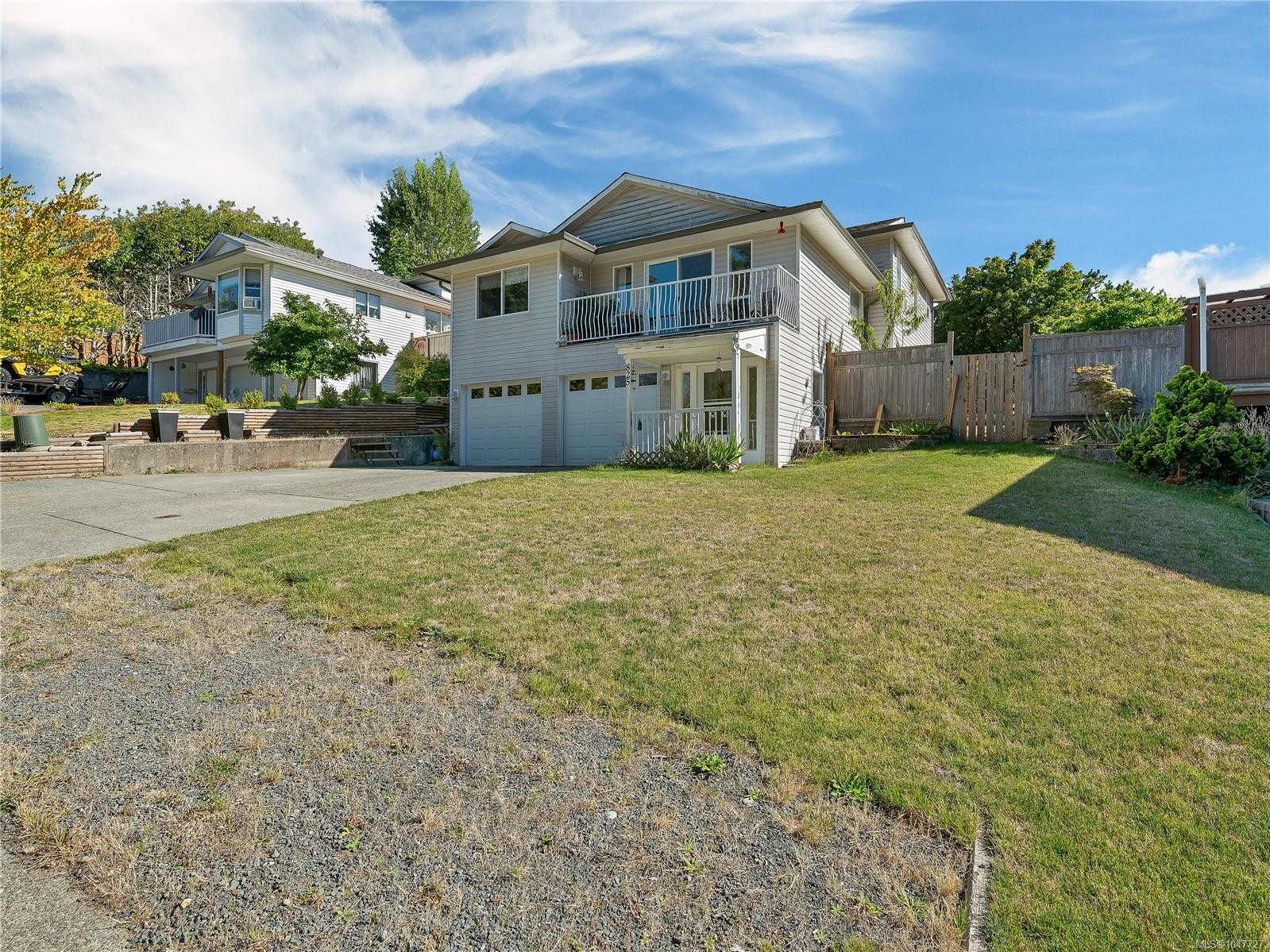 825 Pinecrest Rd, Campbell River, BC