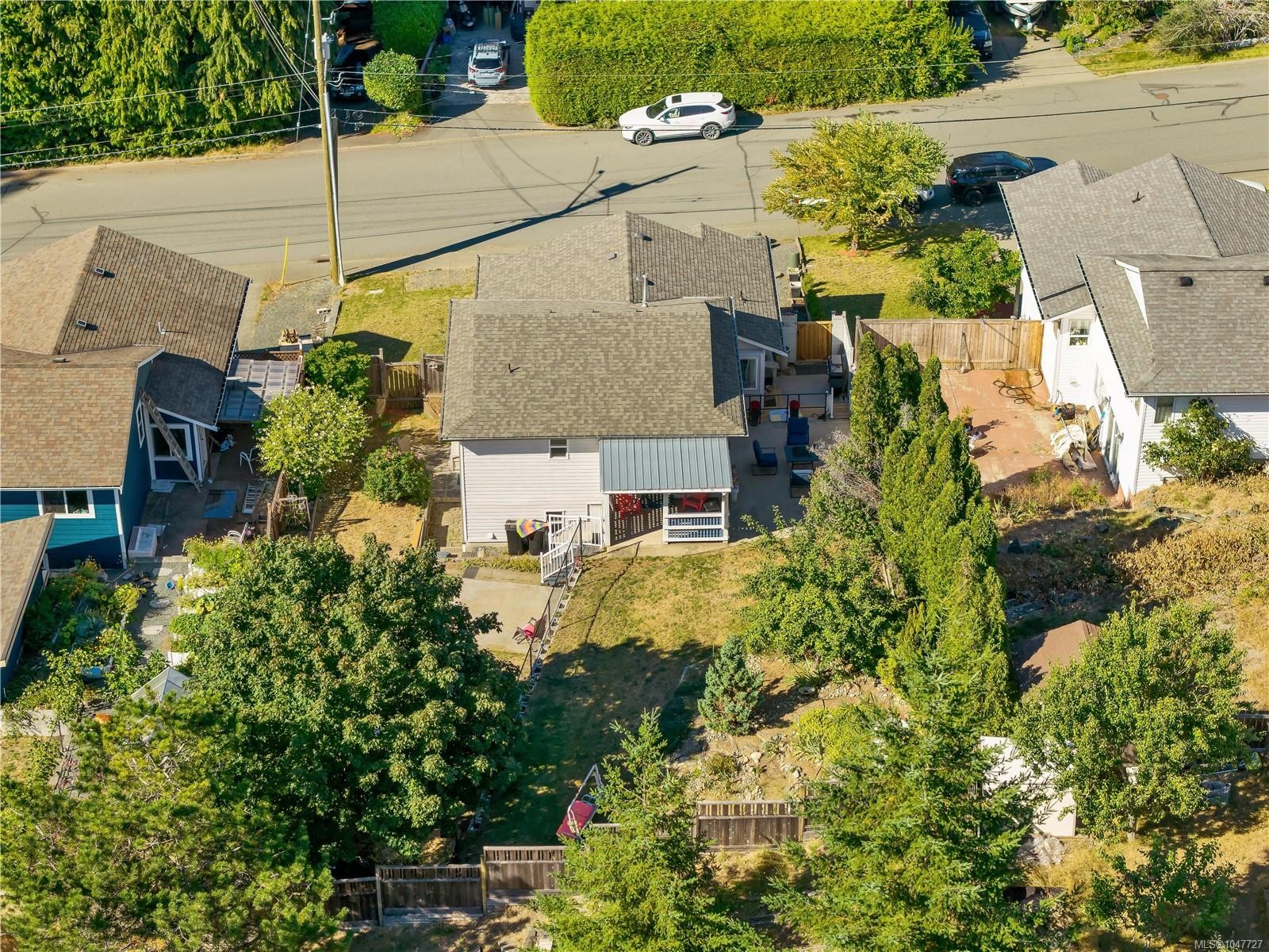 825 Pinecrest Rd, Campbell River, BC