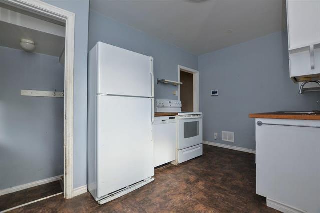 53 Harmon Ave, Winnipeg, MB
