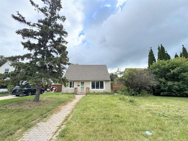 53 Harmon Ave, Winnipeg, MB