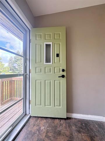53 Harmon Ave, Winnipeg, MB