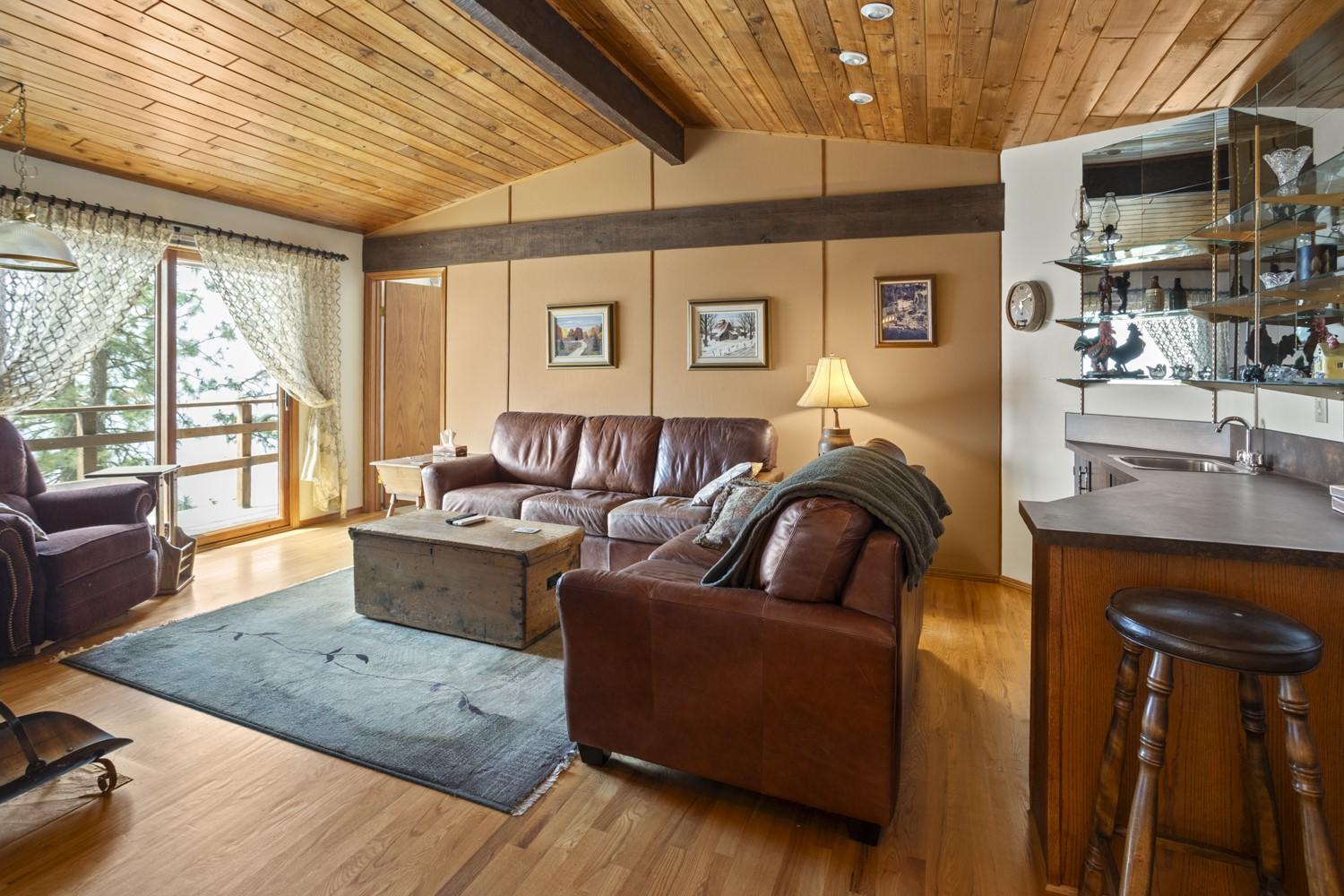 9813 3A Highway, Twin Bays, BC