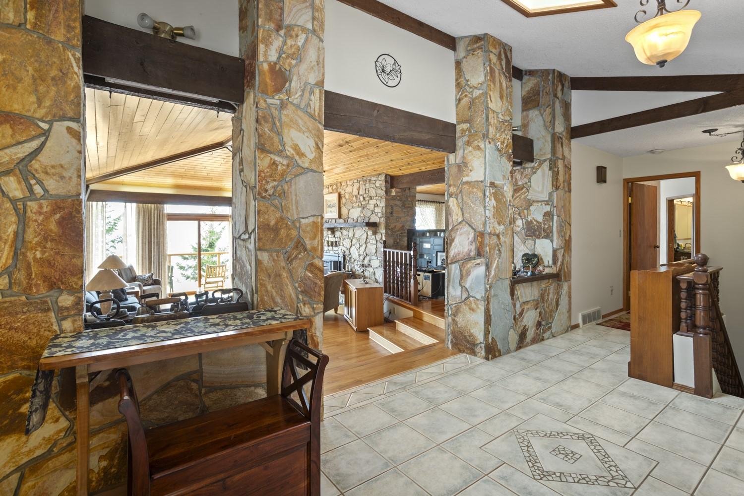 9813 3A Highway, Twin Bays, BC
