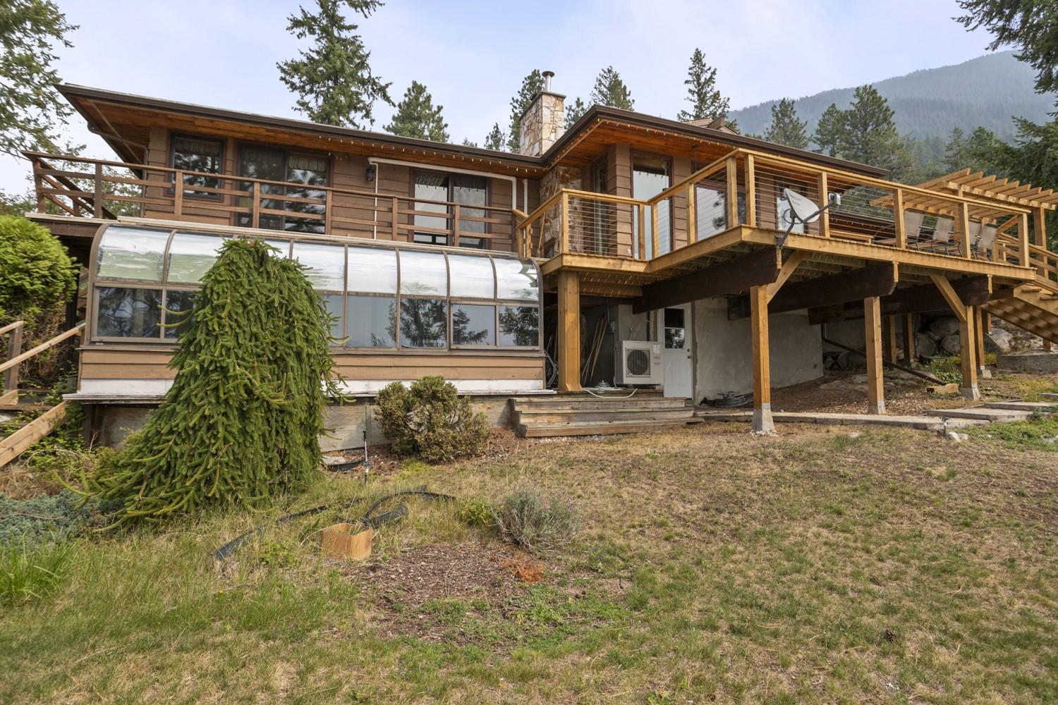 9813 3A Highway, Twin Bays, BC