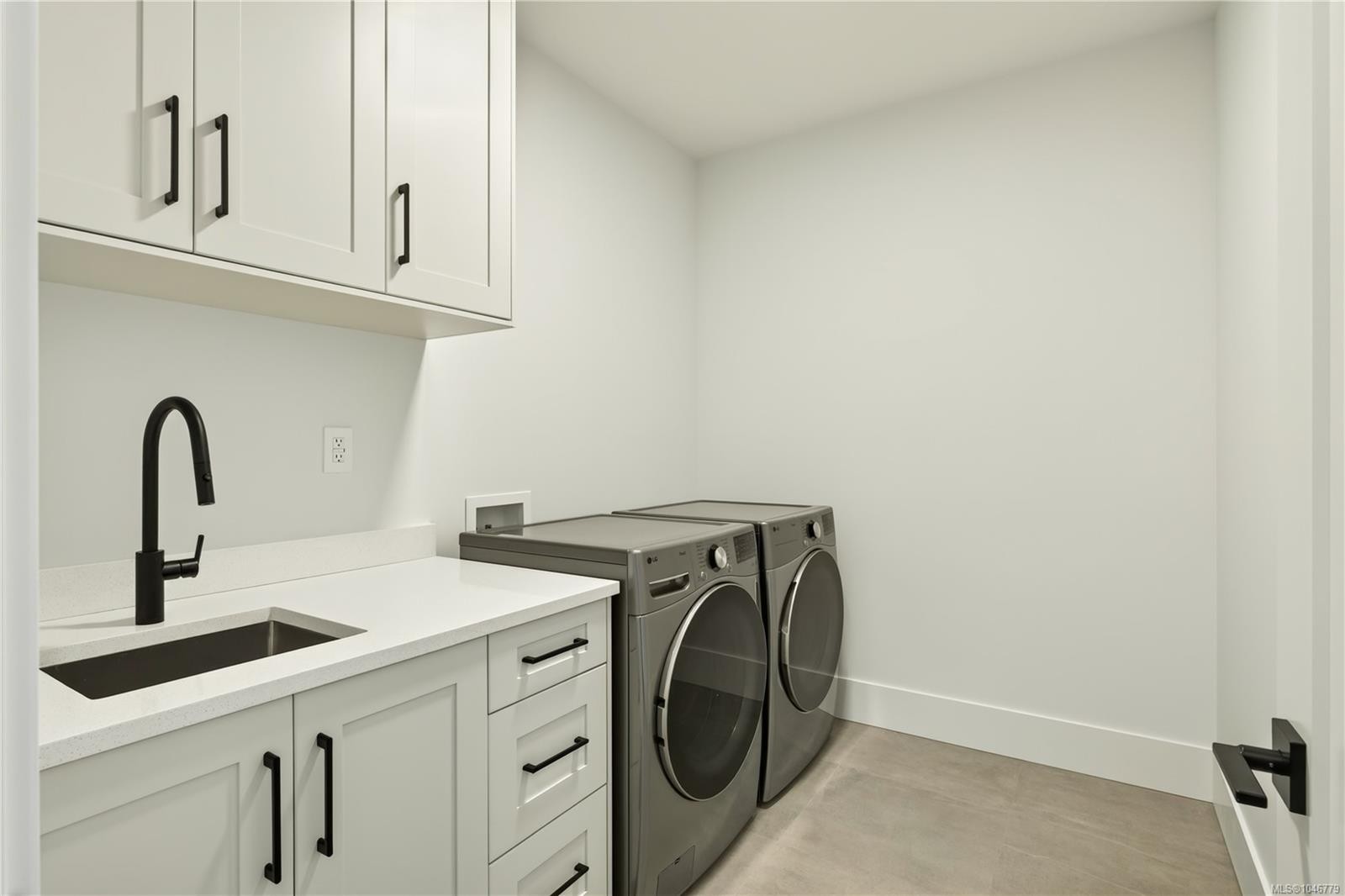 #103-2302 Arbot Rd, Nanaimo, BC