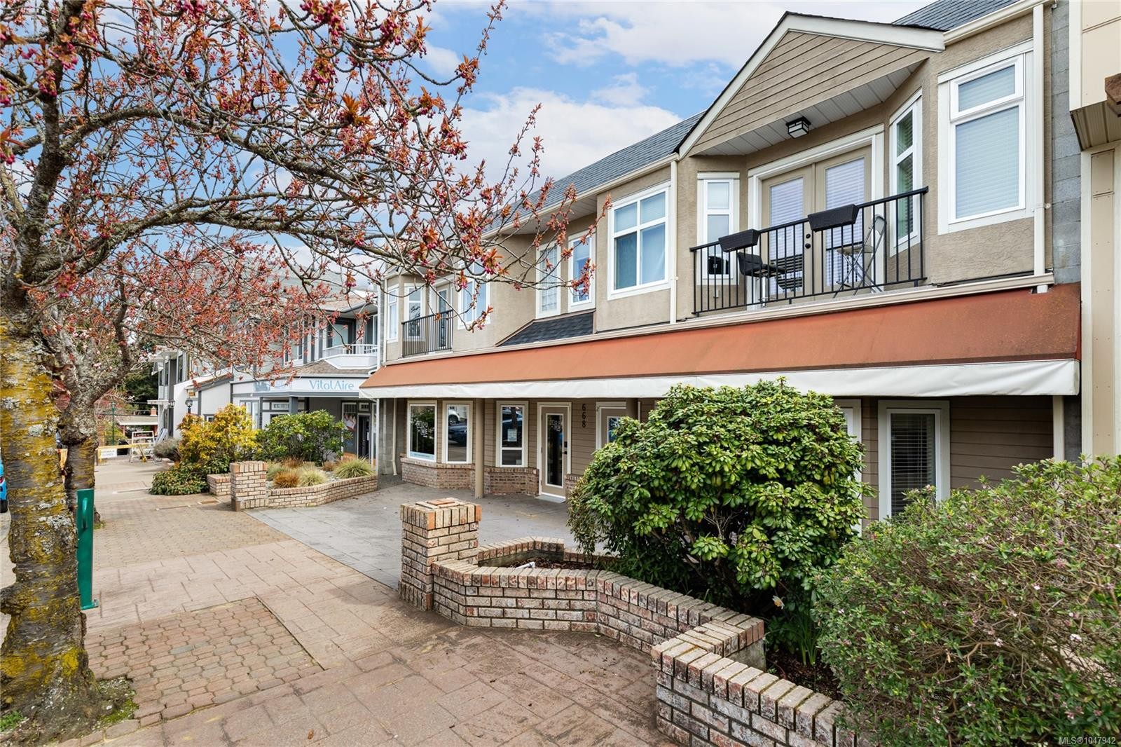 #4-668 Beach Rd, Qualicum Beach, BC