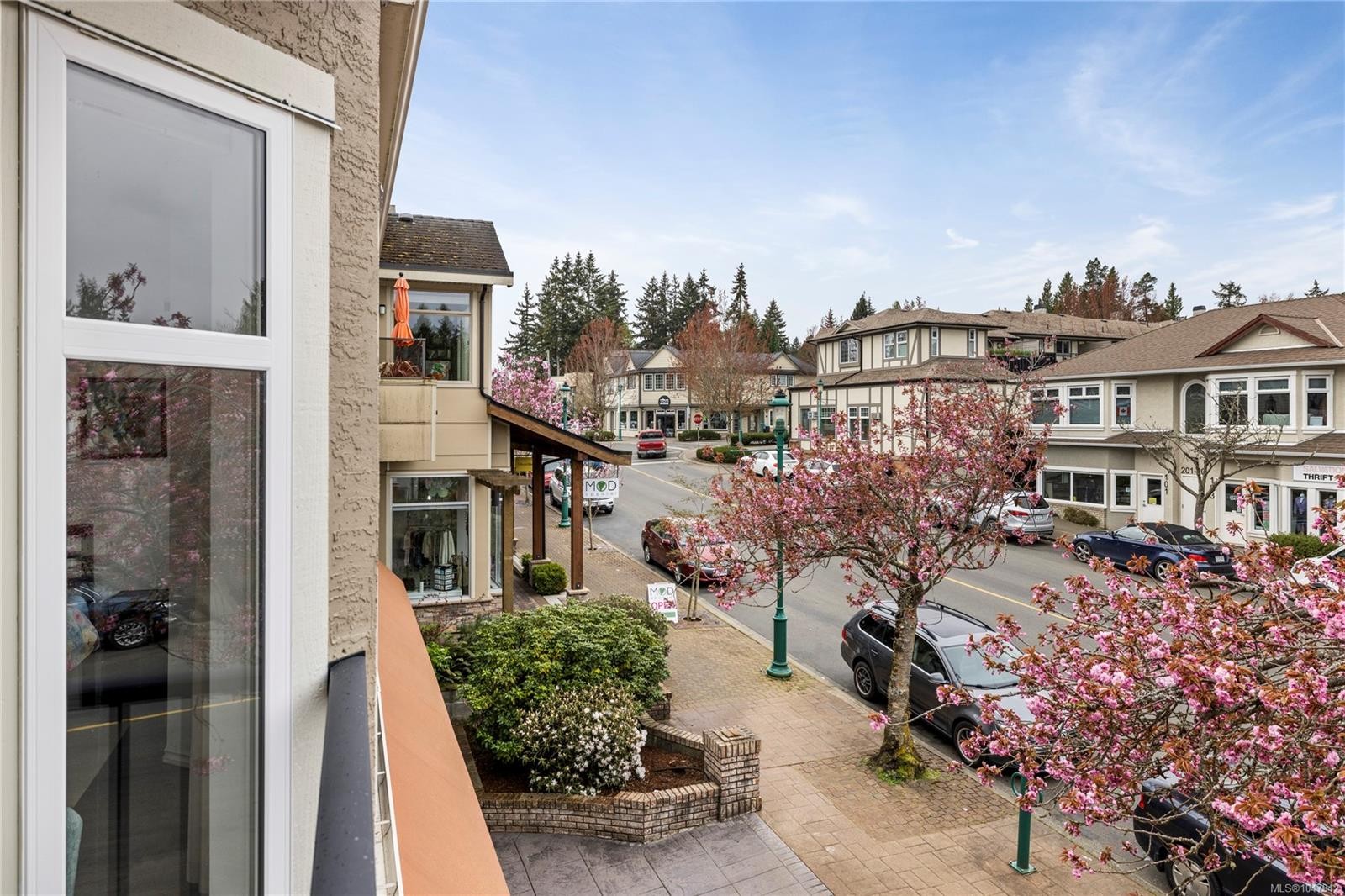 #4-668 Beach Rd, Qualicum Beach, BC