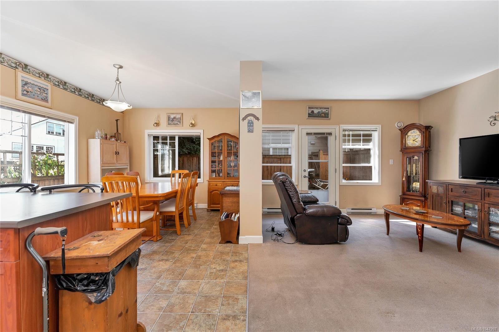 #100-2744 Matson Rd, Langford, BC