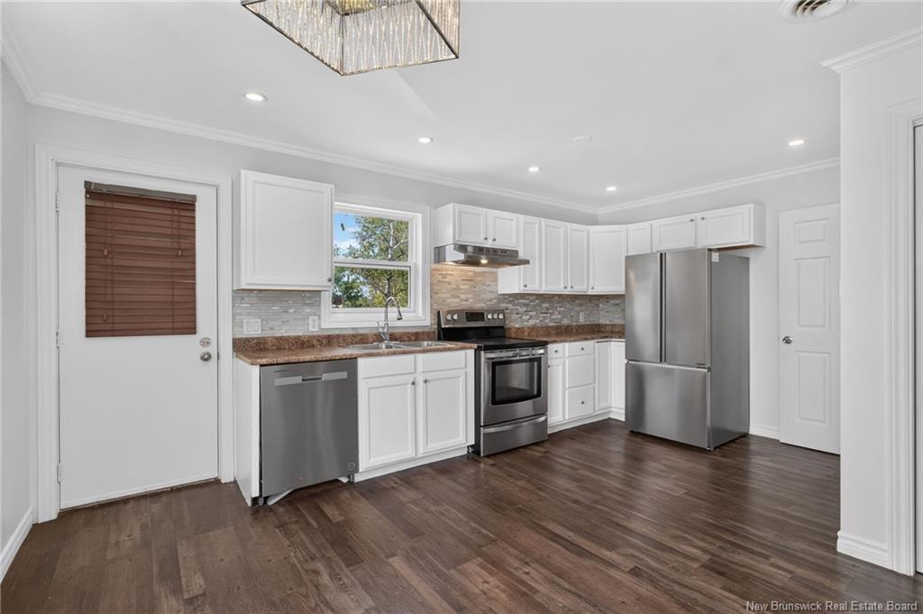266 Pommiers St, Dieppe, NB