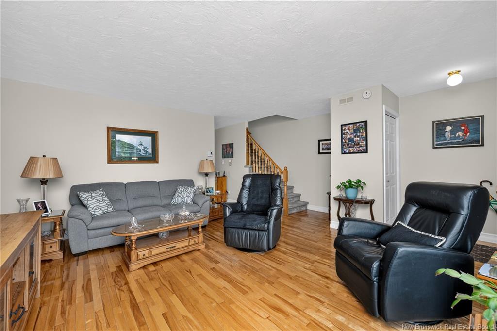 16 Briarlea Dr, Moncton, NB