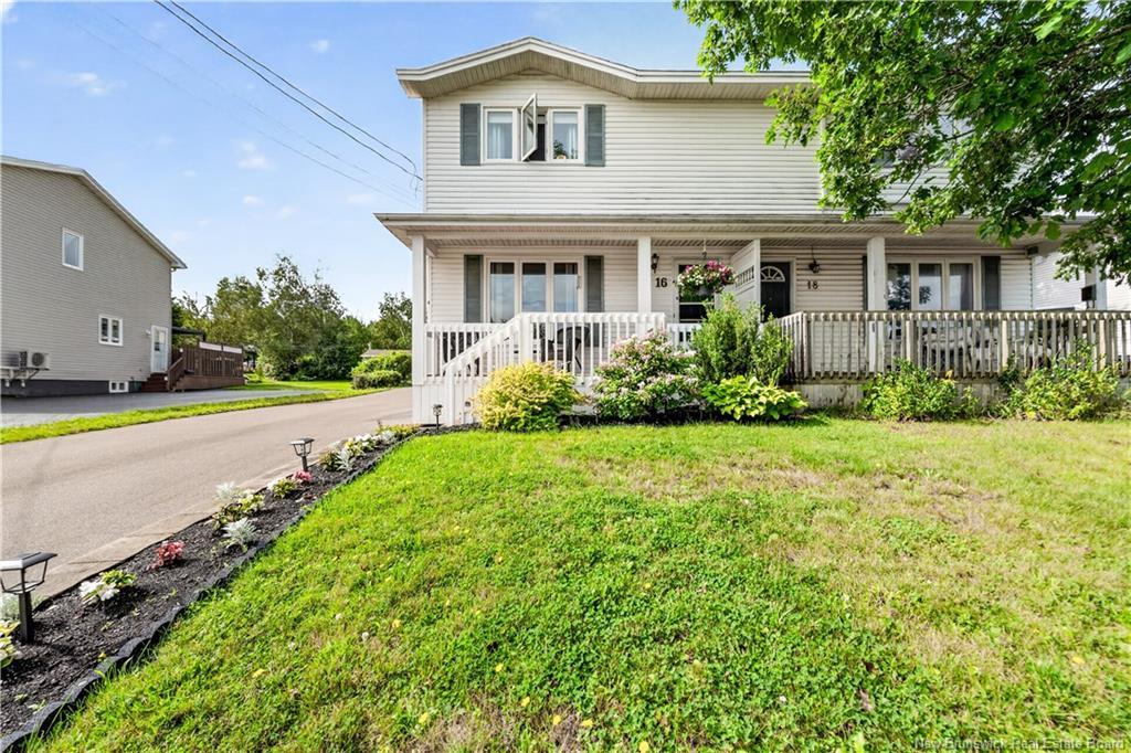 16 Briarlea Dr, Moncton, NB