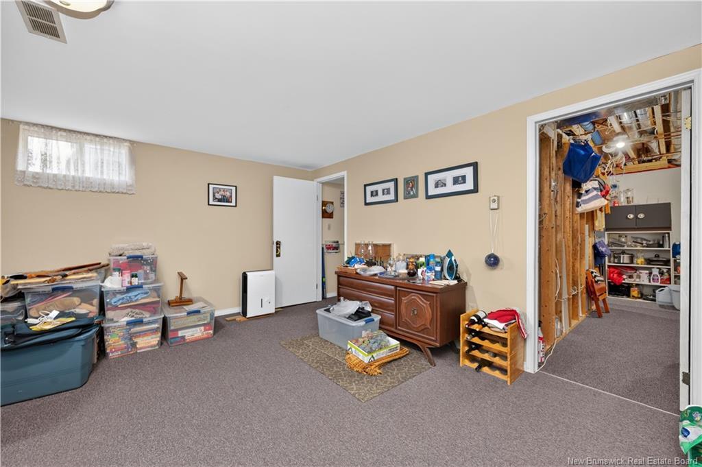 16 Briarlea Dr, Moncton, NB