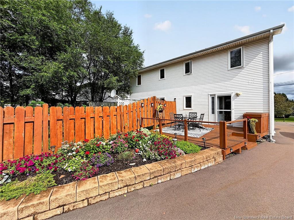 16 Briarlea Dr, Moncton, NB