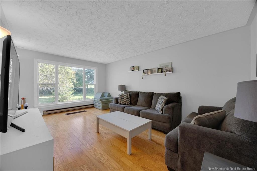 389 Hampton Rd, Quispamsis, NB