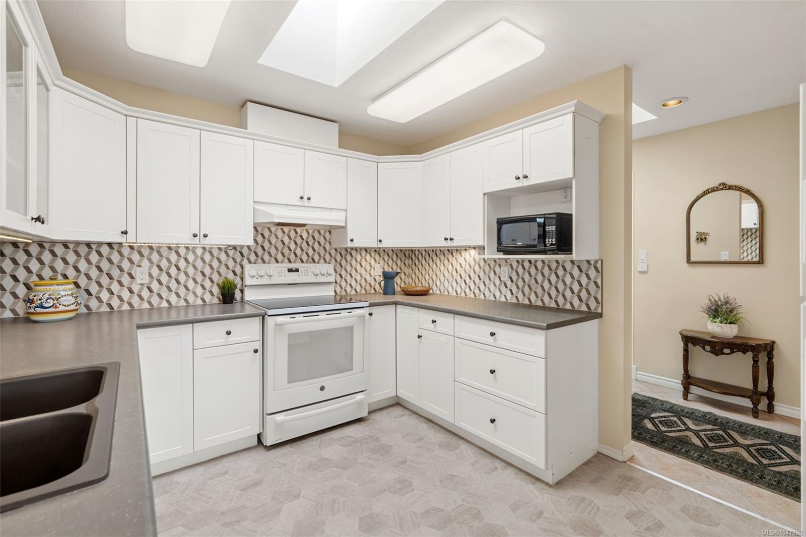 #403-275 First St, Duncan, BC