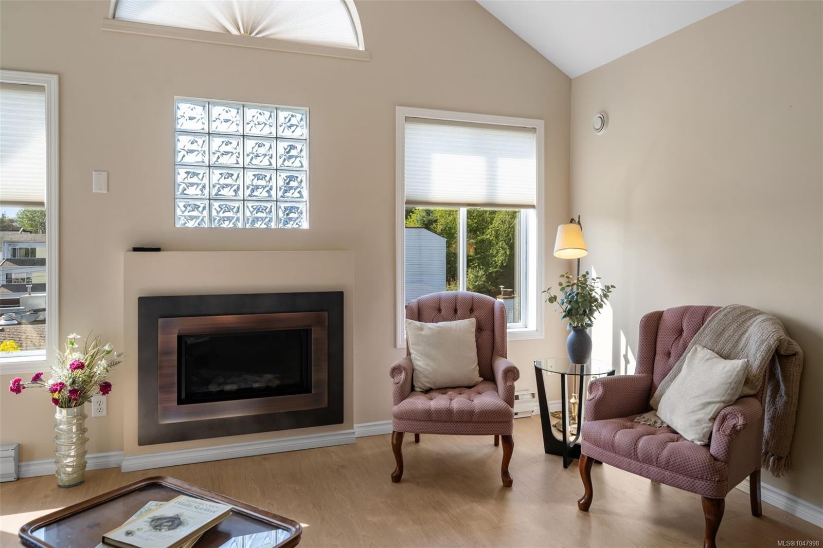 #403-275 First St, Duncan, BC