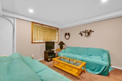 Family Room - 