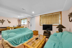 Family Room - 