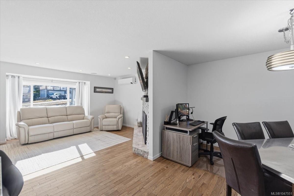 5579 Clipper Dr, Nanaimo, BC