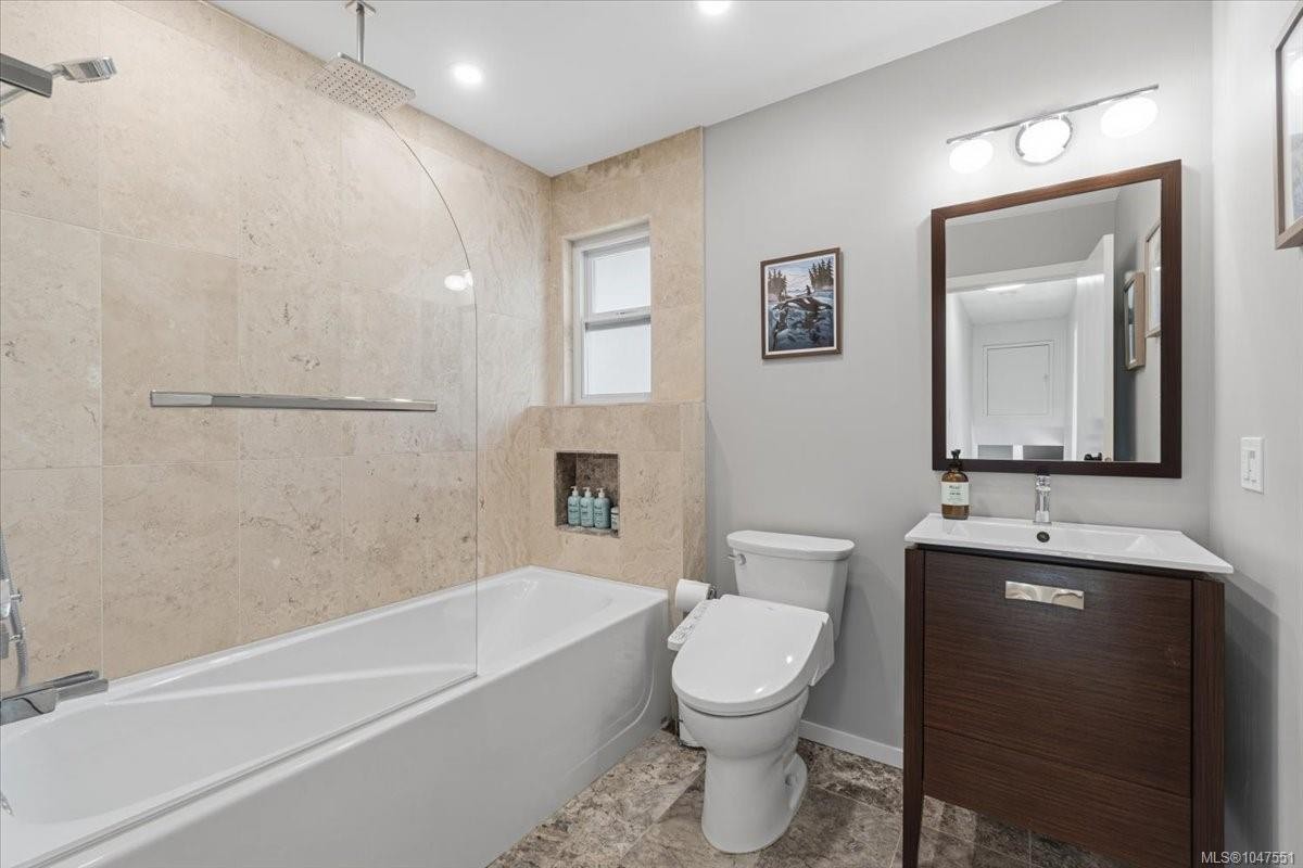5579 Clipper Dr, Nanaimo, BC