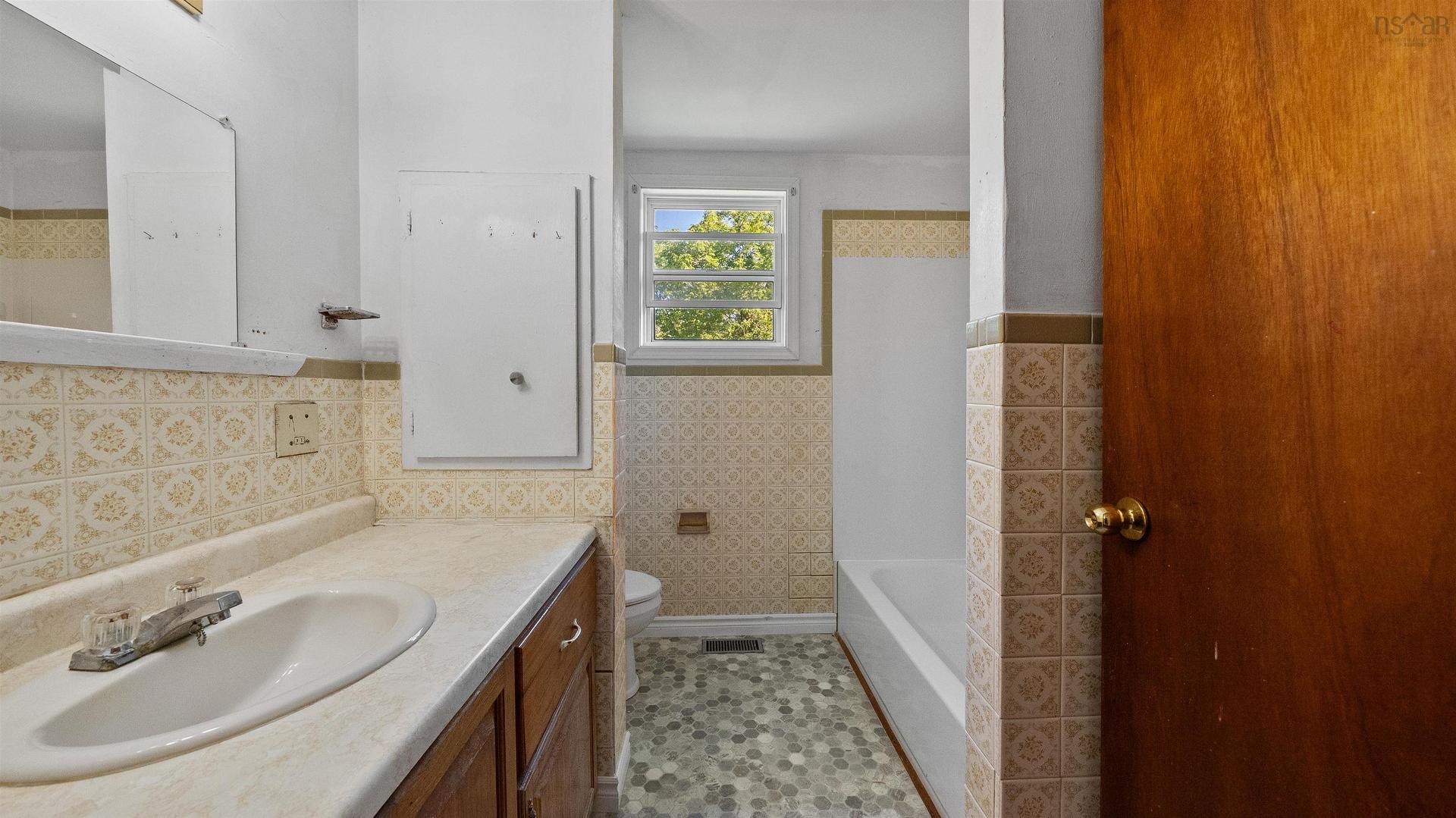 699 Marsh Road, Thorburn, NS
