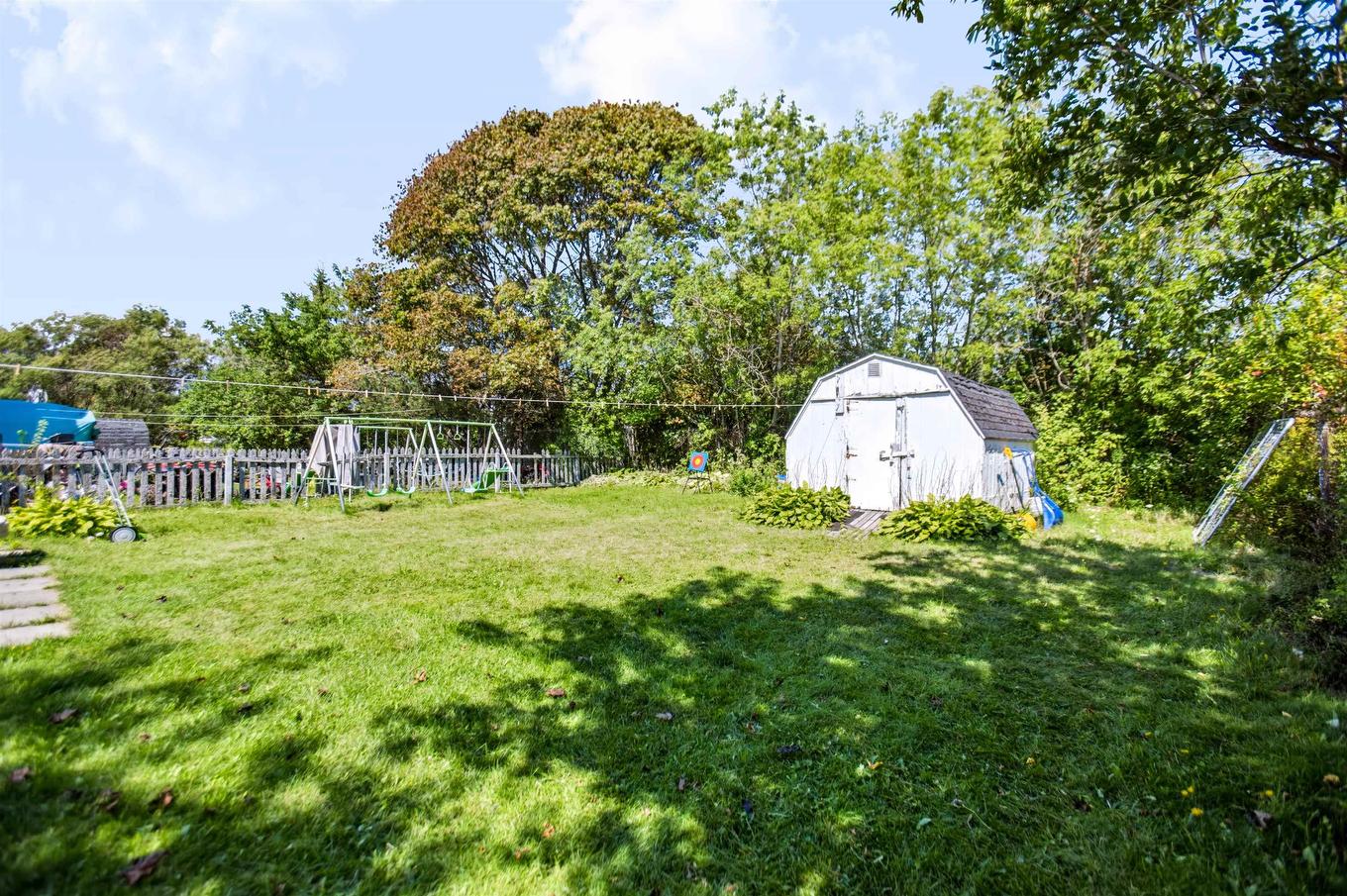 8 Lusby Street, Amherst, NS