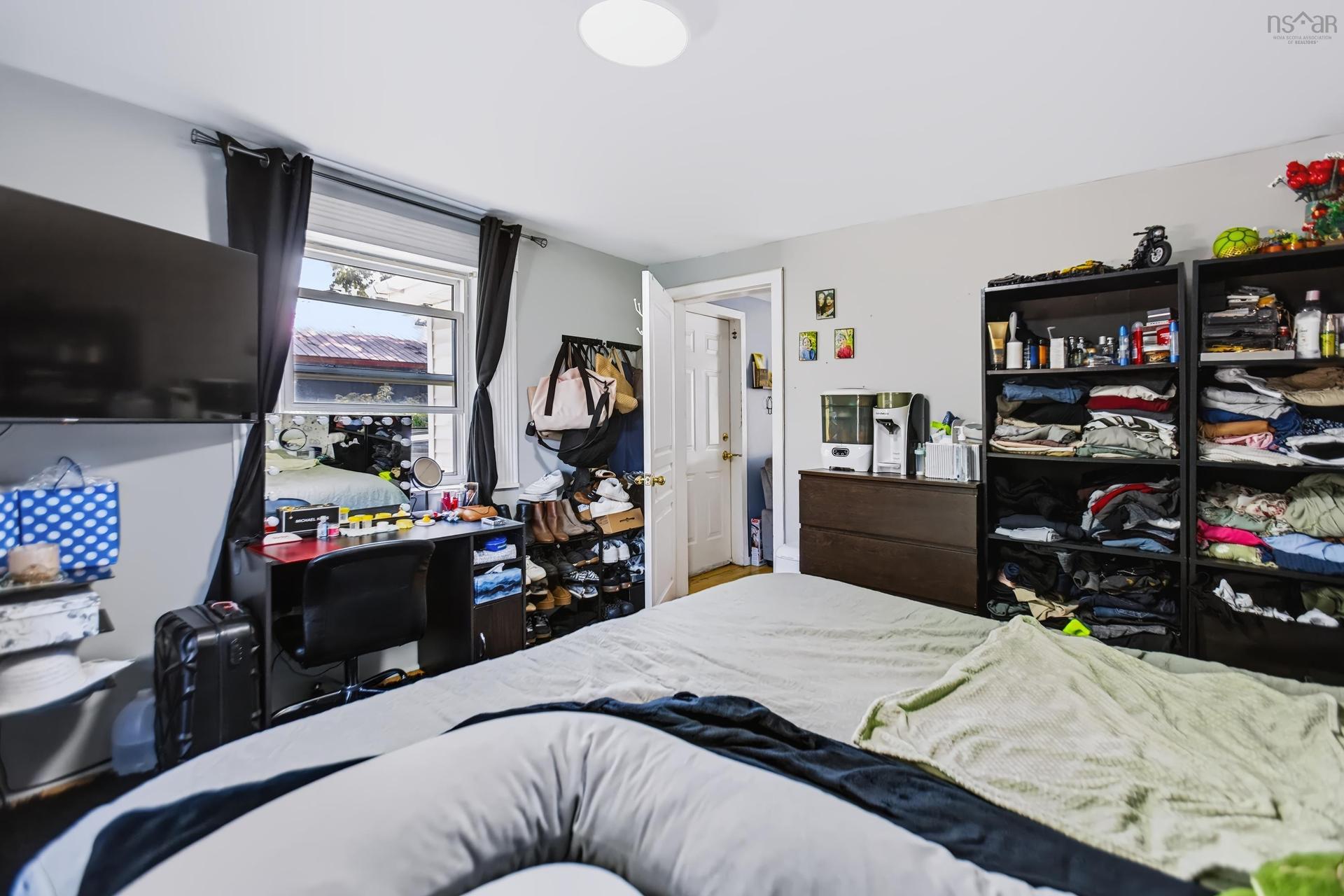21 Victoria Street W, Amherst, NS
