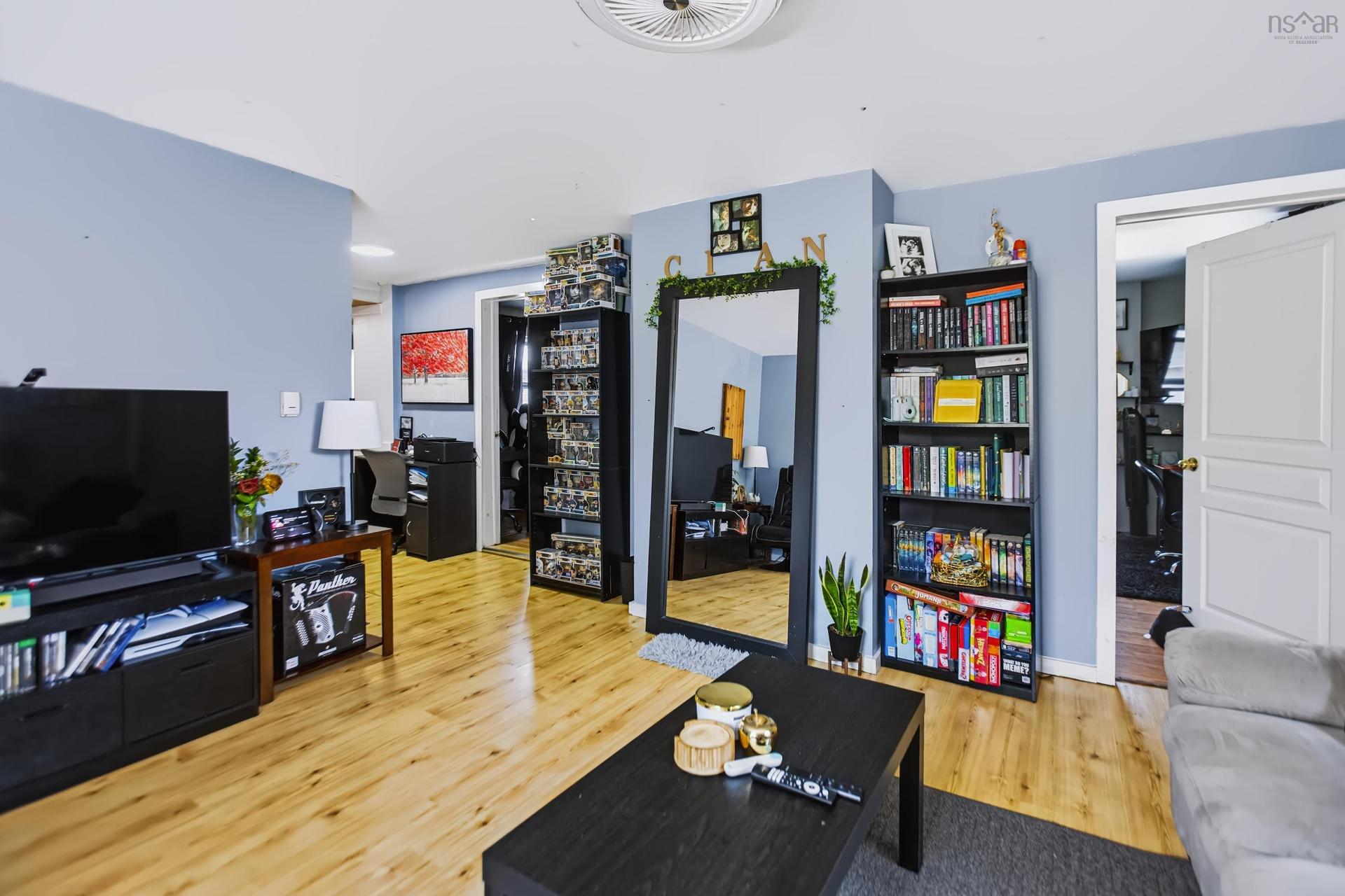 21 Victoria Street W, Amherst, NS
