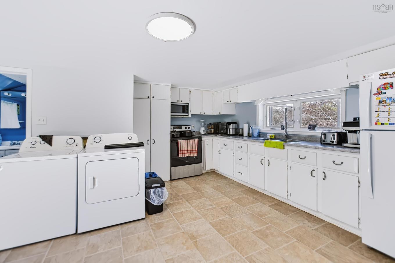21 Victoria Street W, Amherst, NS
