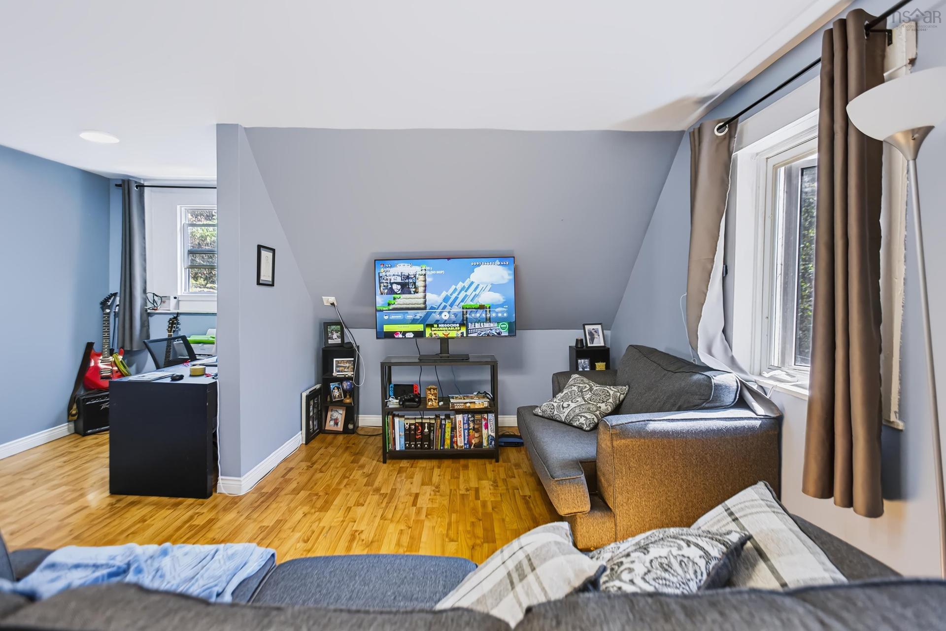 21 Victoria Street W, Amherst, NS