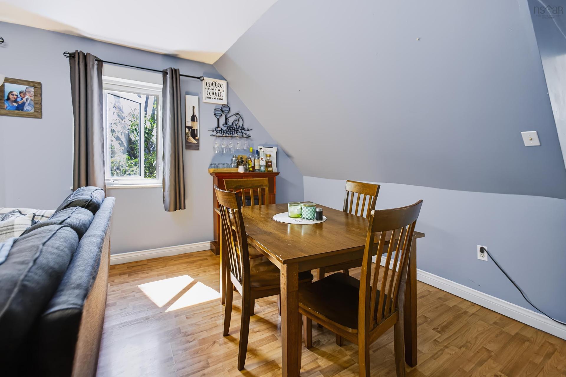 21 Victoria Street W, Amherst, NS