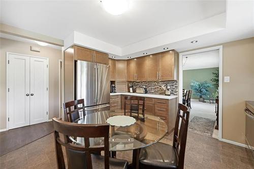 12 Seabrook Cove, Winnipeg, MB 