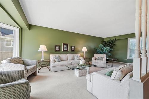 12 Seabrook Cove, Winnipeg, MB 