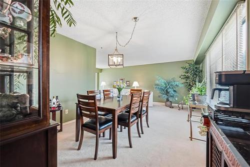 12 Seabrook Cove, Winnipeg, MB 