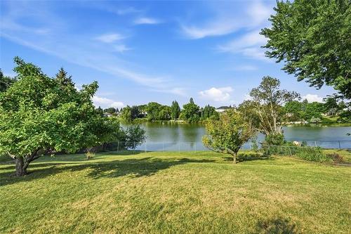 12 Seabrook Cove, Winnipeg, MB 