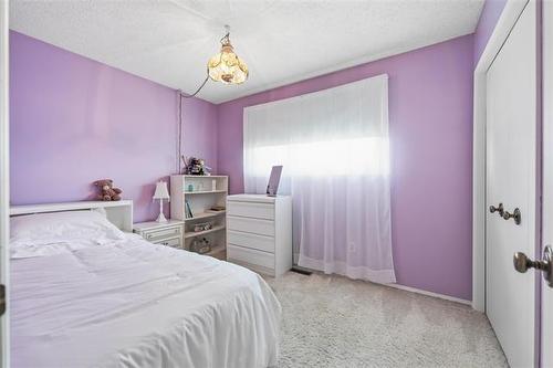 12 Seabrook Cove, Winnipeg, MB 