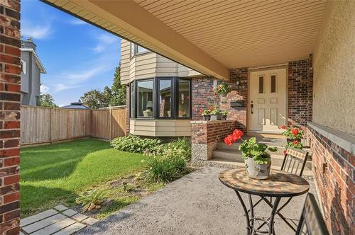 12 Seabrook Cove, Winnipeg, MB 