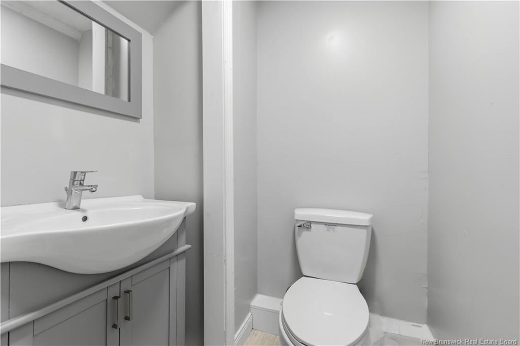 323 Saunders St, Fredericton, NB
