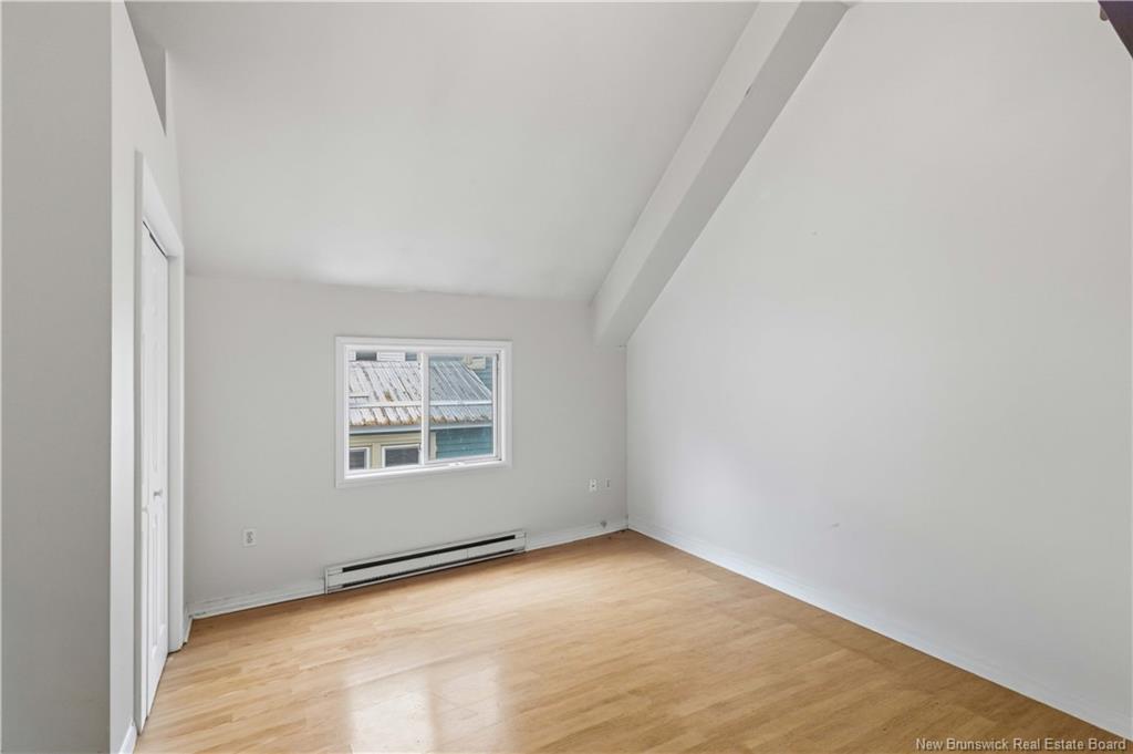 323 Saunders St, Fredericton, NB