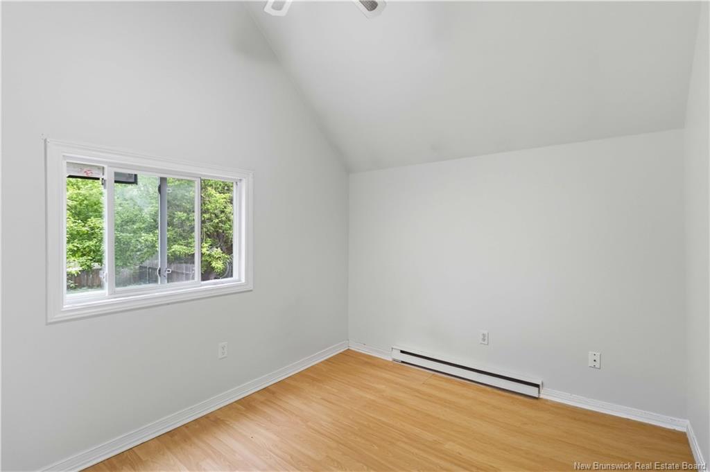 323 Saunders St, Fredericton, NB