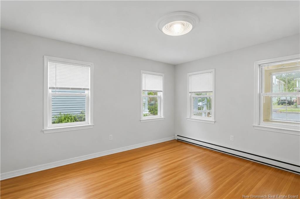 323 Saunders St, Fredericton, NB
