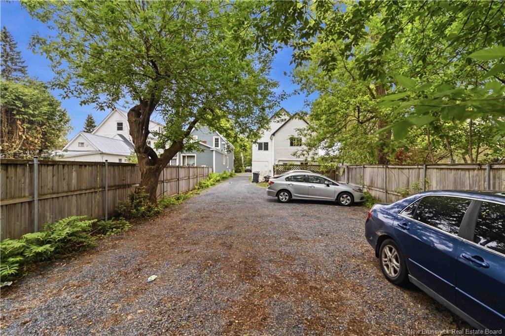 323 Saunders St, Fredericton, NB