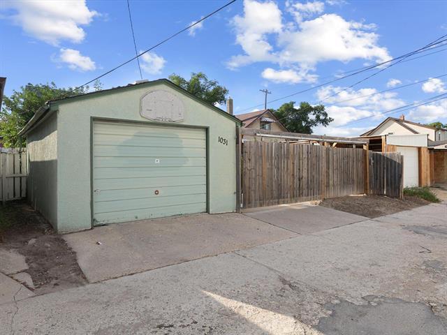 1031 Strathcona St, Winnipeg, MB