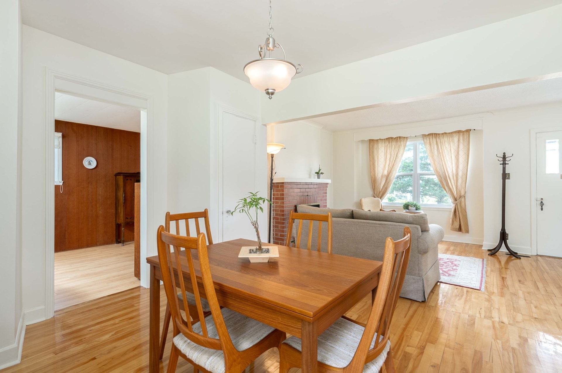 Dining Room - 109 Av. Queen, Pointe-Claire, QC