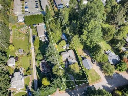 1655 15th St Courtenay, BC V9N 2C3